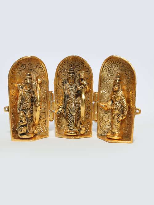 handcrafted decorative showpiece by gunnu sales - 19518937 - Standard Image - 0