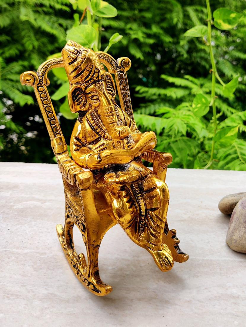 handcrafted decorative showpiece by gunnu sales - 19518998 - Standard Image - 1