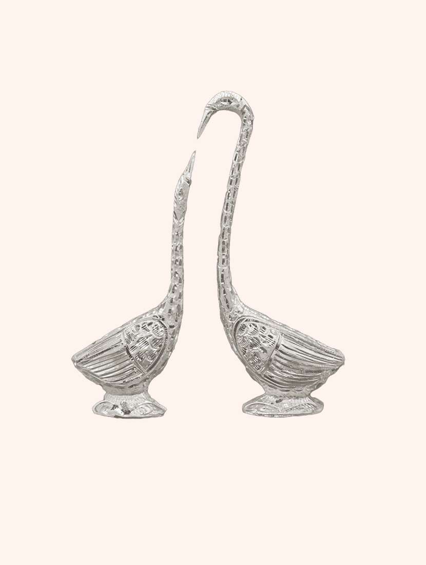 handcrafted decorative showpiece by gunnu sales