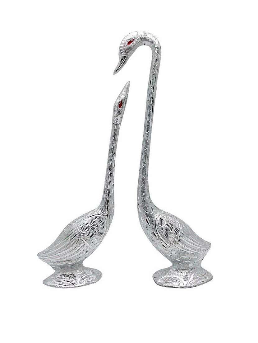 handcrafted decorative showpiece by gunnu sales - 19519215 - Standard Image - 1