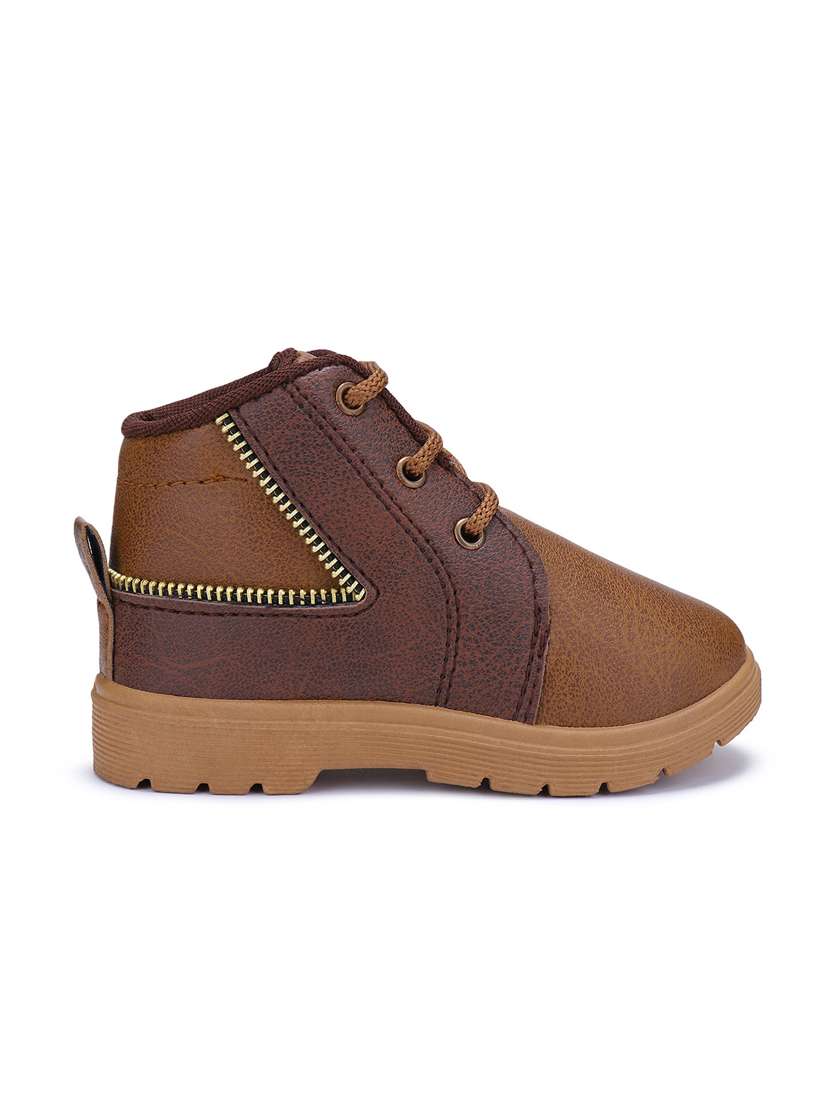 boys lace up boots - 19520469 -  Standard Image - 1