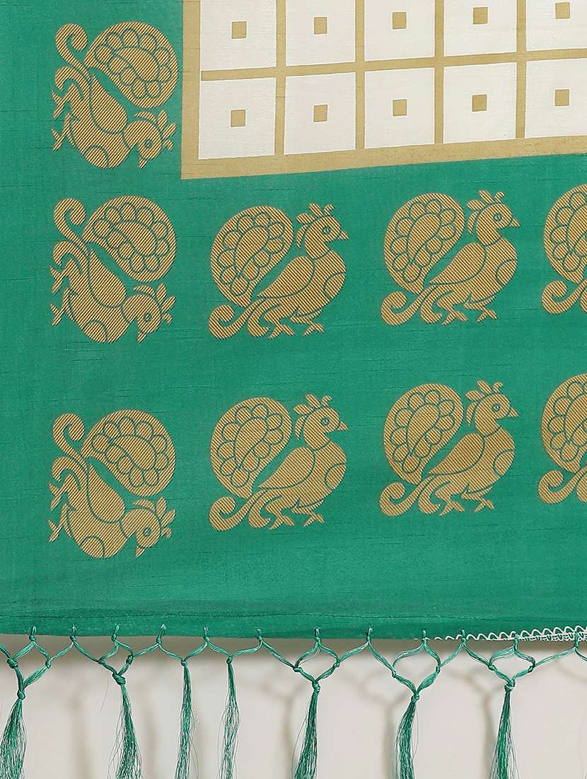 women's checks white colored saree with blouse - 19533333 - Standard Image - 4