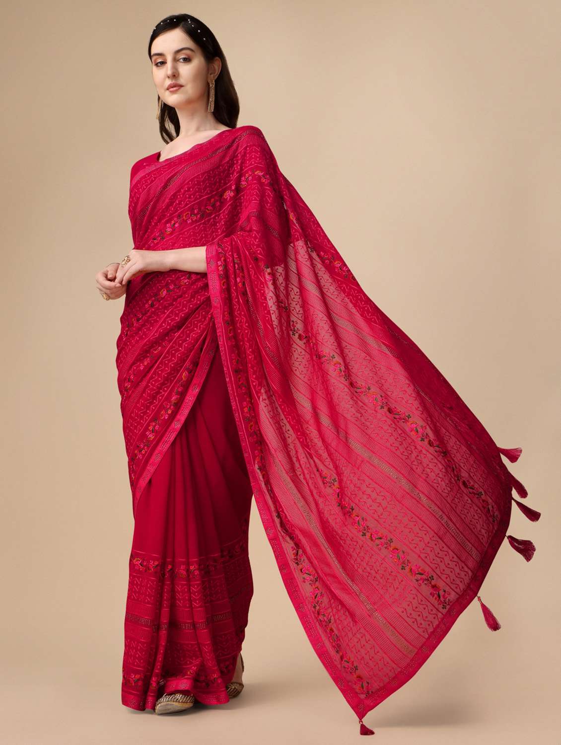 women's embroidered saree with blouse - 19533465 - Standard Image - 1