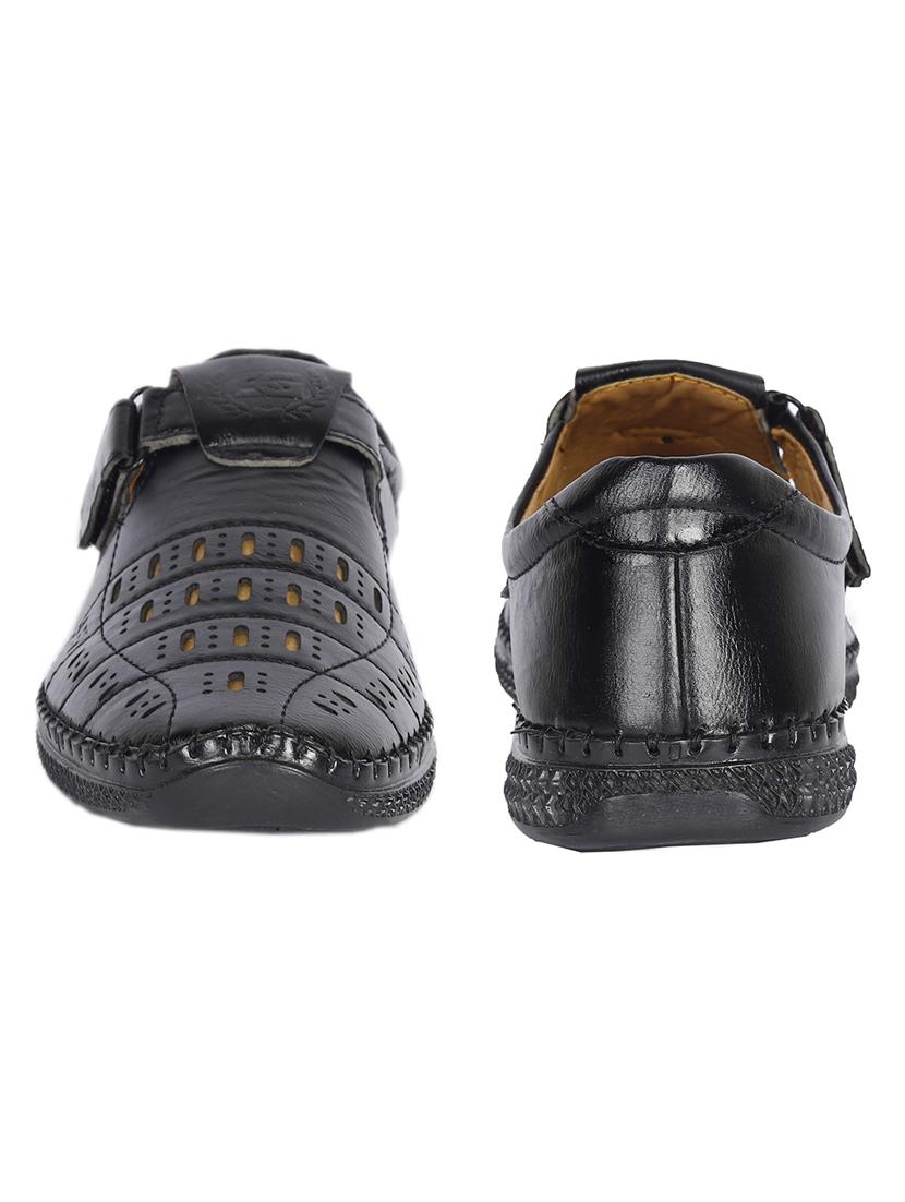 men's solid slip on sandal - 19539160 - Standard Image - 4