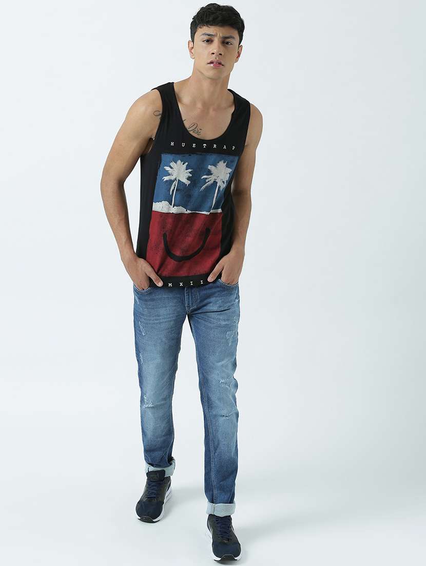 scoop neck printed regular vest - 19580475 -  Standard Image - 4