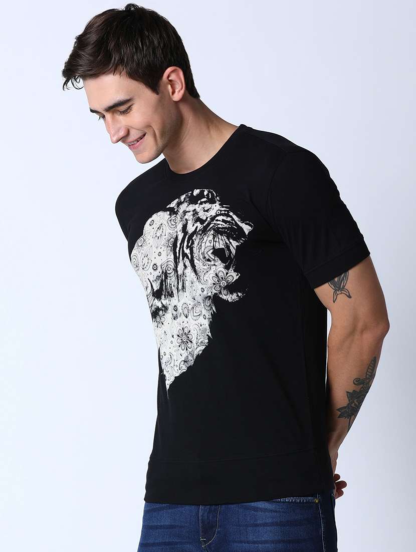 men round neck front print t-shirt - 19581900 -  Standard Image - 1