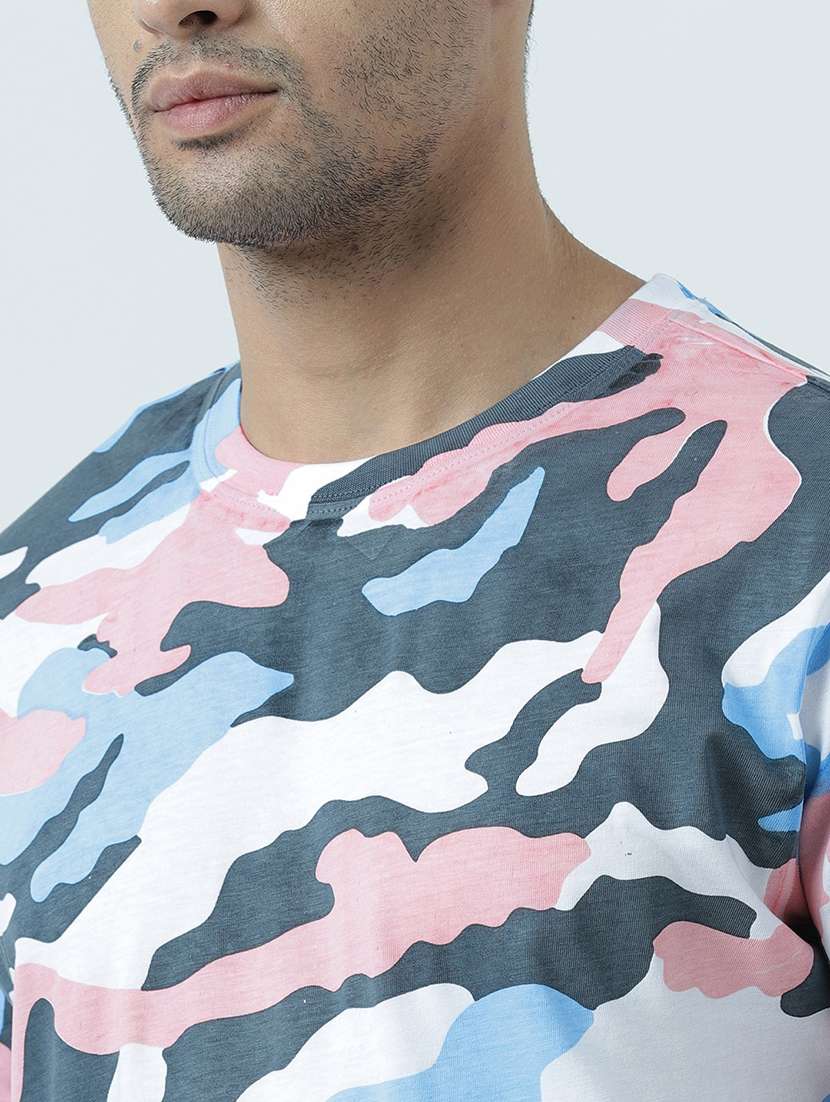 men round neck printed t-shirt - 19582034 -  Standard Image - 4