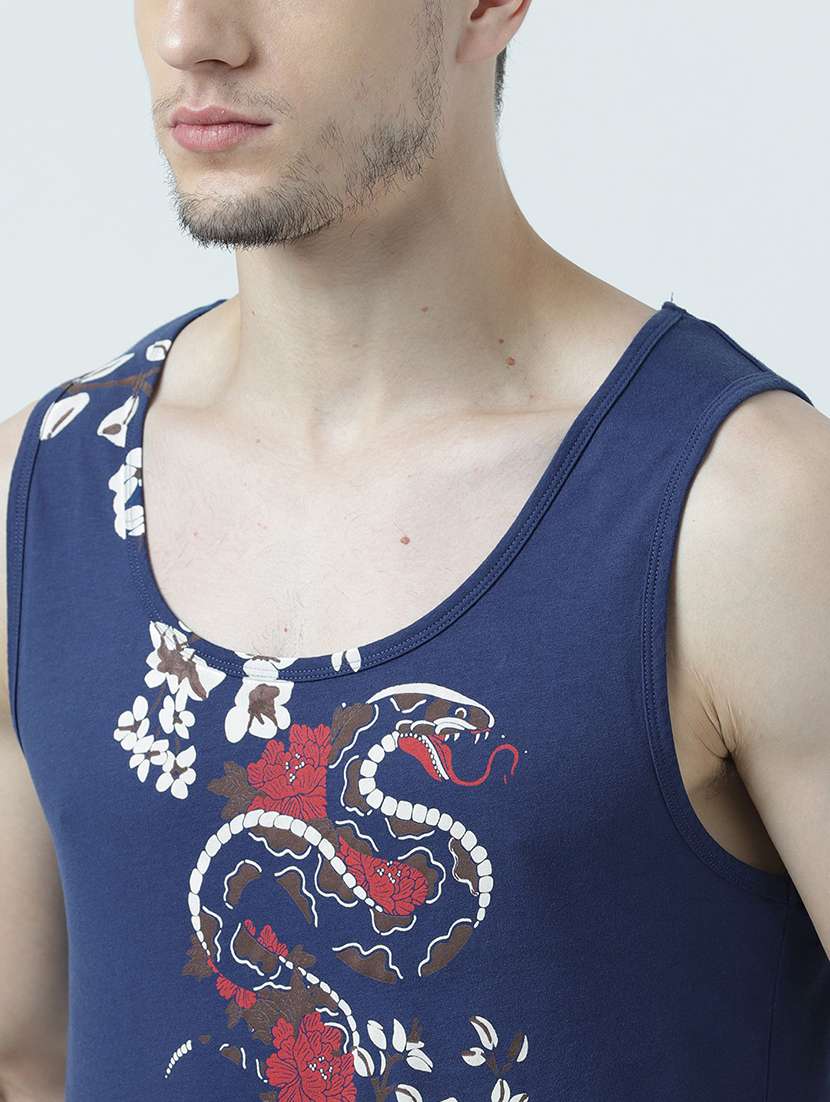 men printed sleeveless vest - 19582167 -  Standard Image - 4