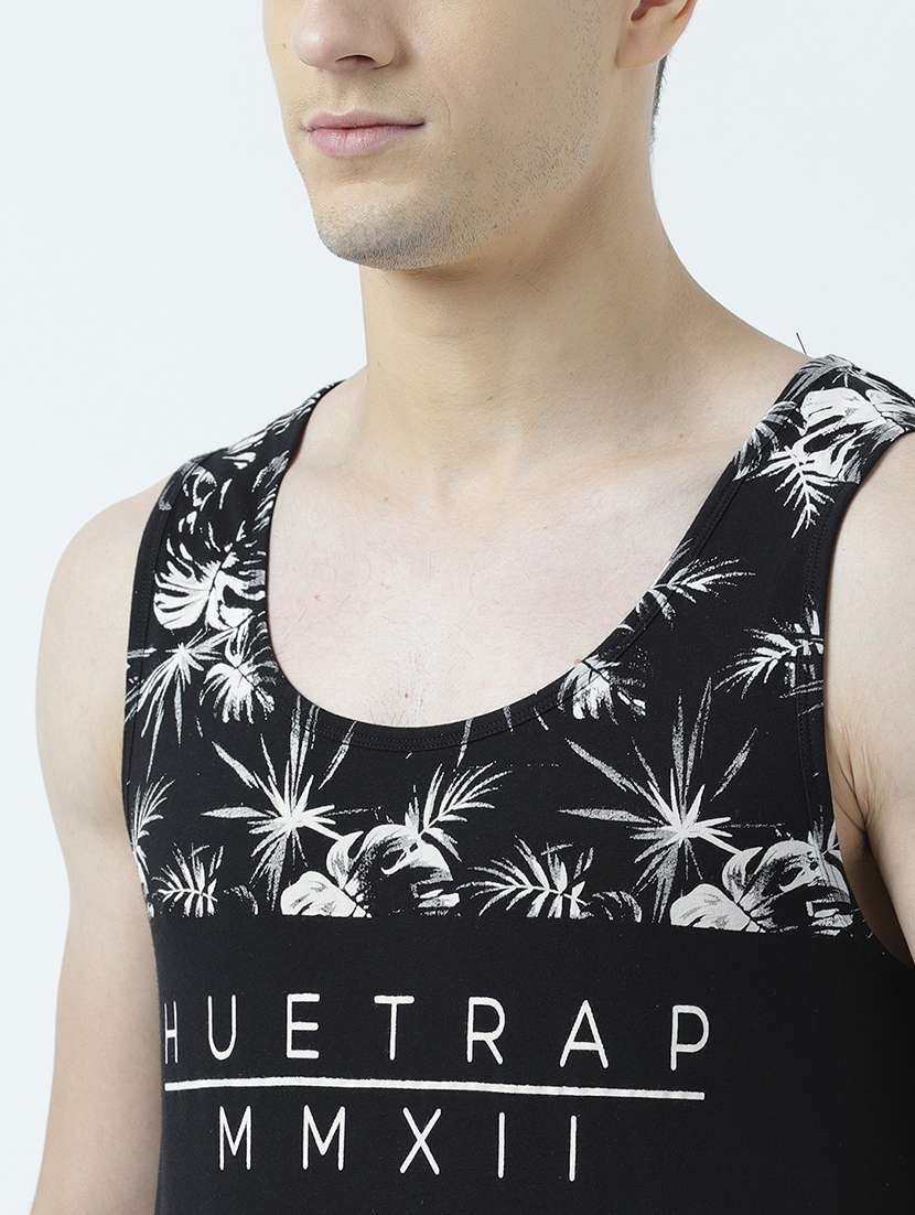 men scoop neck printed vest - 19582230 -  Standard Image - 4