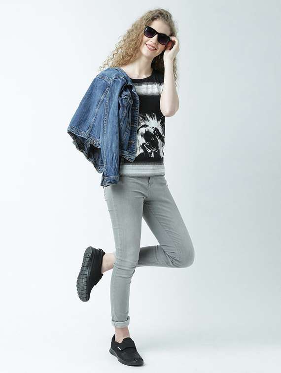 women's front print round neck t-shirt - 19582918 -  Standard Image - 4