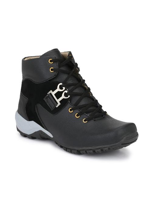 men lace up hiking boot - 19585168 -  Standard Image - 0