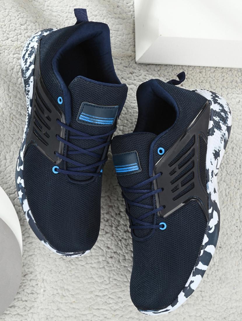 men's lace-up sports shoes - 19585808 - Standard Image - 4