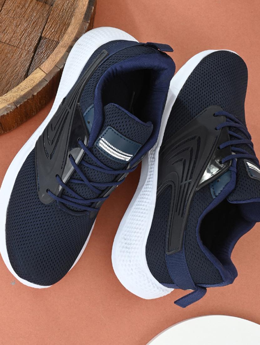 men's lace-up sports shoes - 19585809 - Standard Image - 4