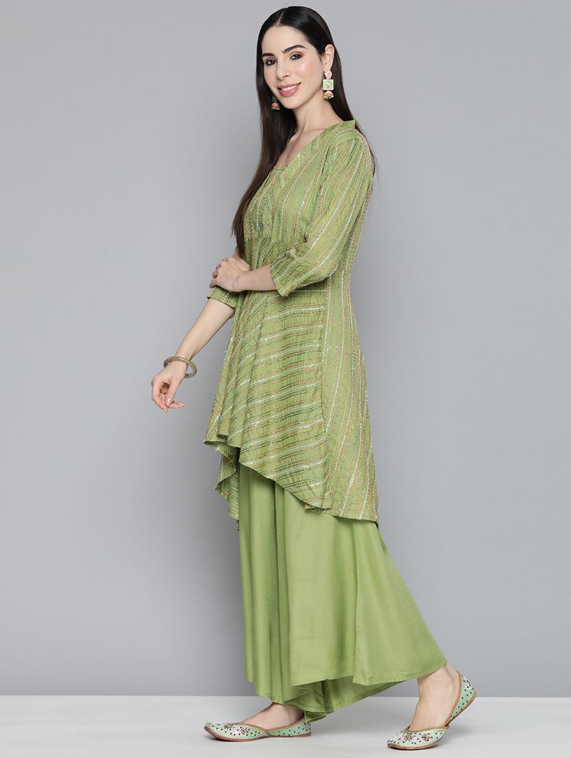 v-neck embroidered suit set - 19597861 -  Standard Image - 1