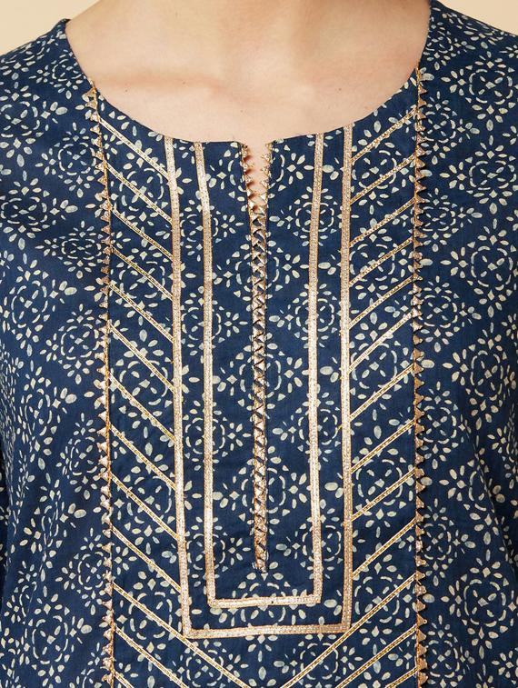 notch neck straight kurta - 19601220 - Standard Image - 4
