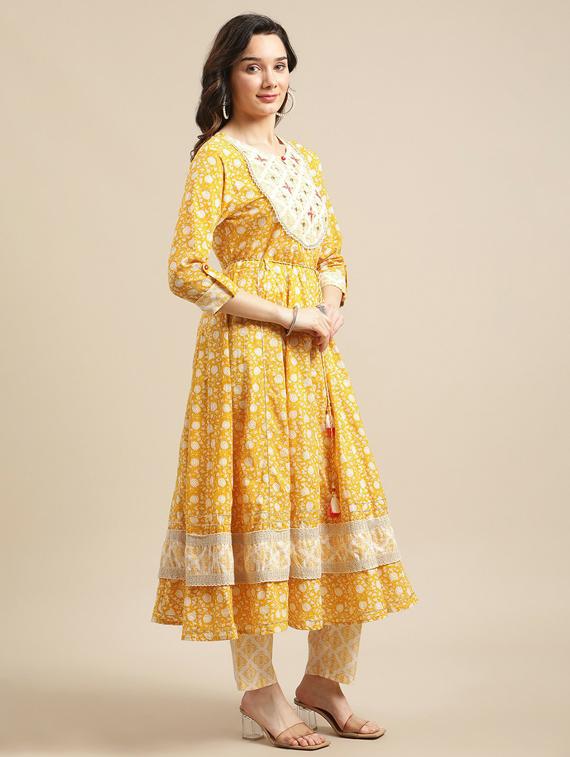 key hole neck kurta pant set - 19601288 -  Standard Image - 1