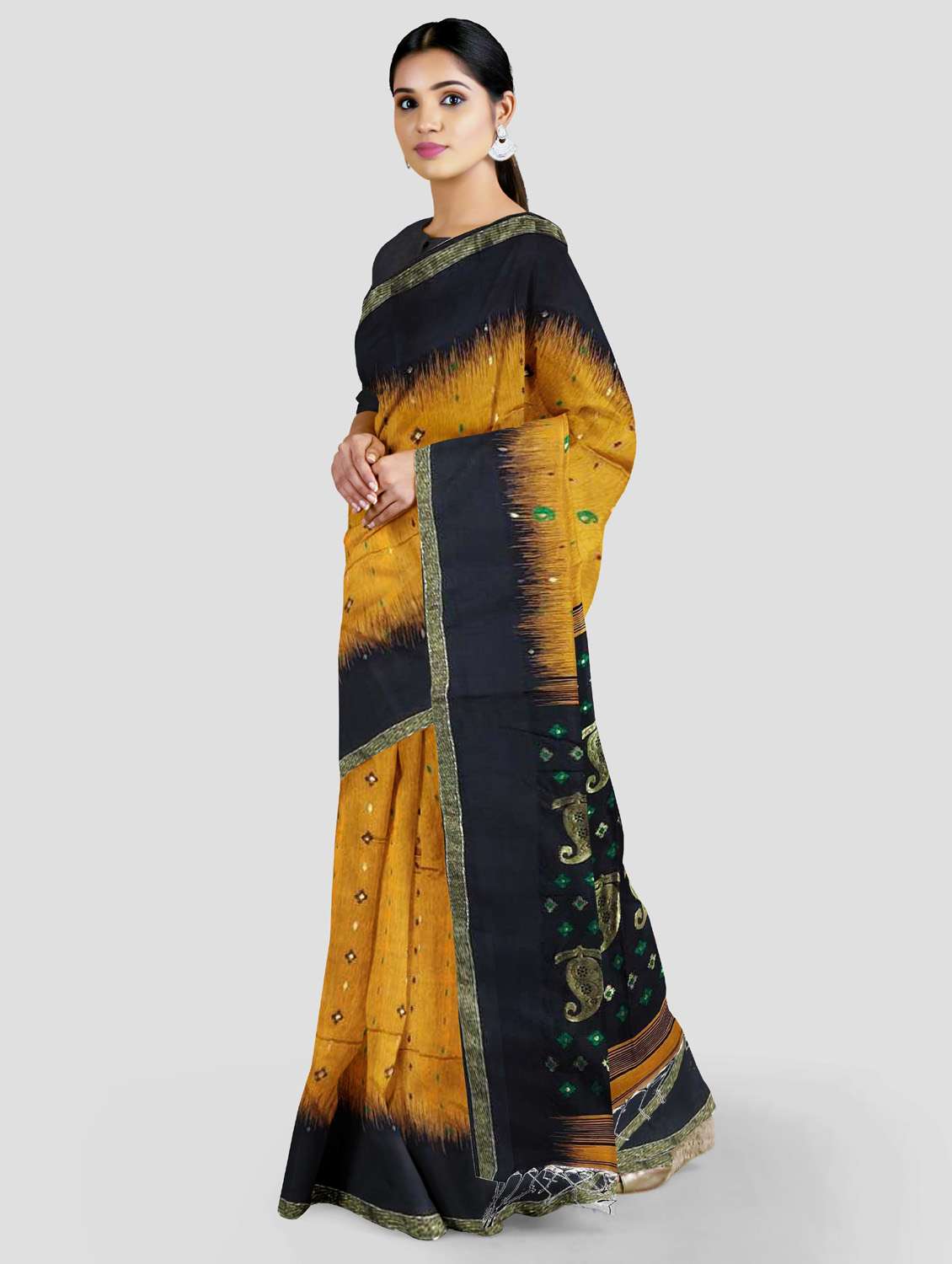women self design handloom saree - 19617224 - Standard Image - 1