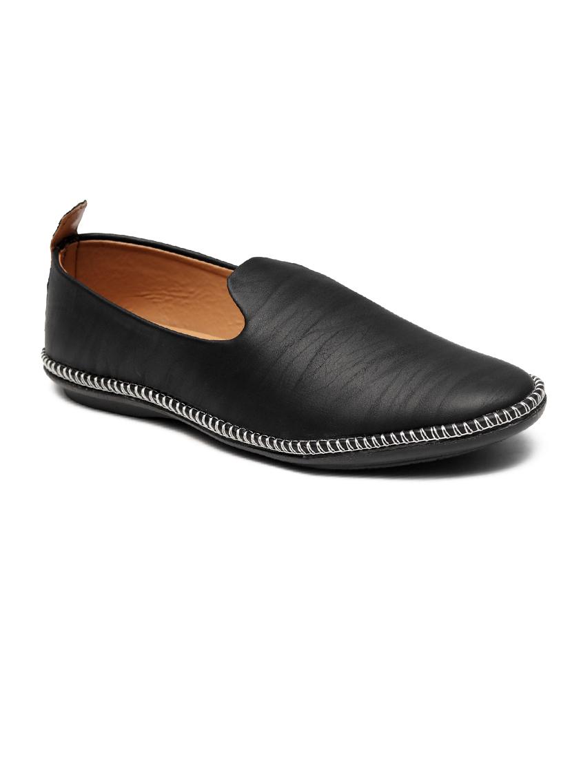 men black slip on mojari - 19617290 - Zoom Image - 0