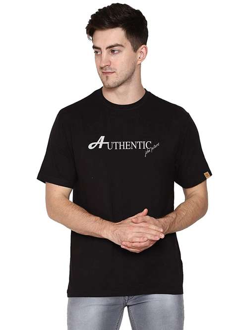 crew neck chest print t-shirt - 19617524 -  Standard Image - 0