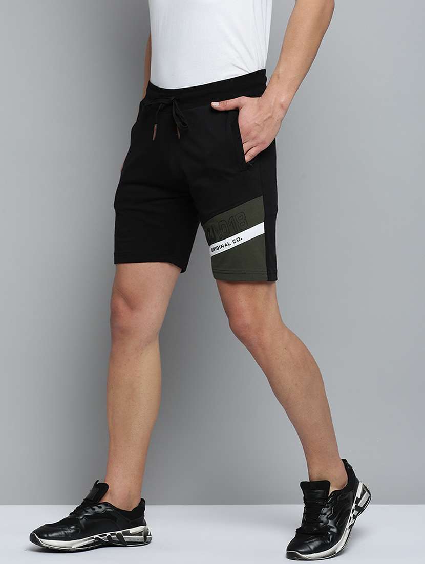 black solid sports short - 19622636 -  Standard Image - 1