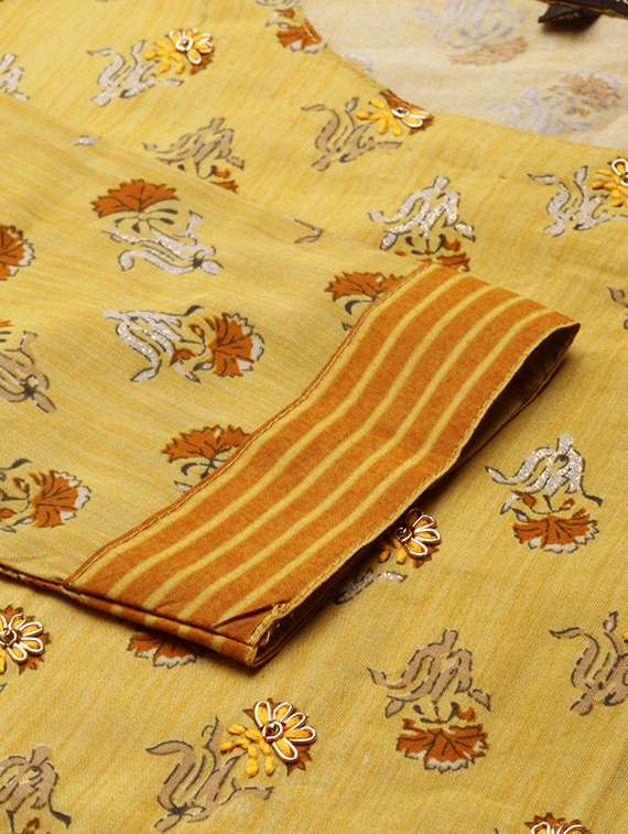 women floral round neck kurta pant set with dupatta - 19631391 - Standard Image - 4