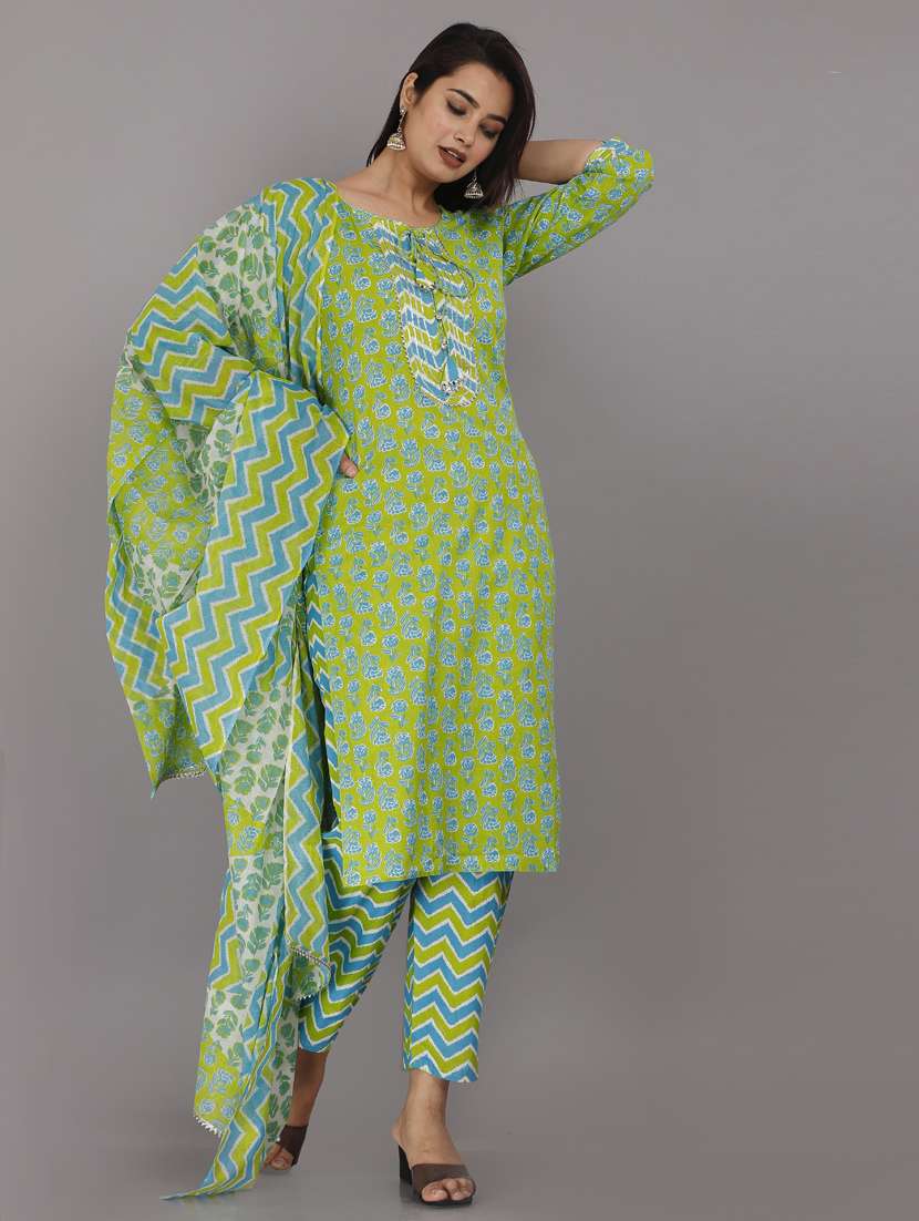 women floral kurta pant set with dupatta