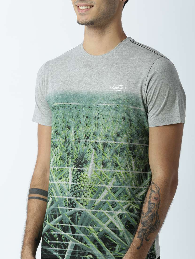 men front print short sleeve t-shirt - 19649850 -  Standard Image - 4