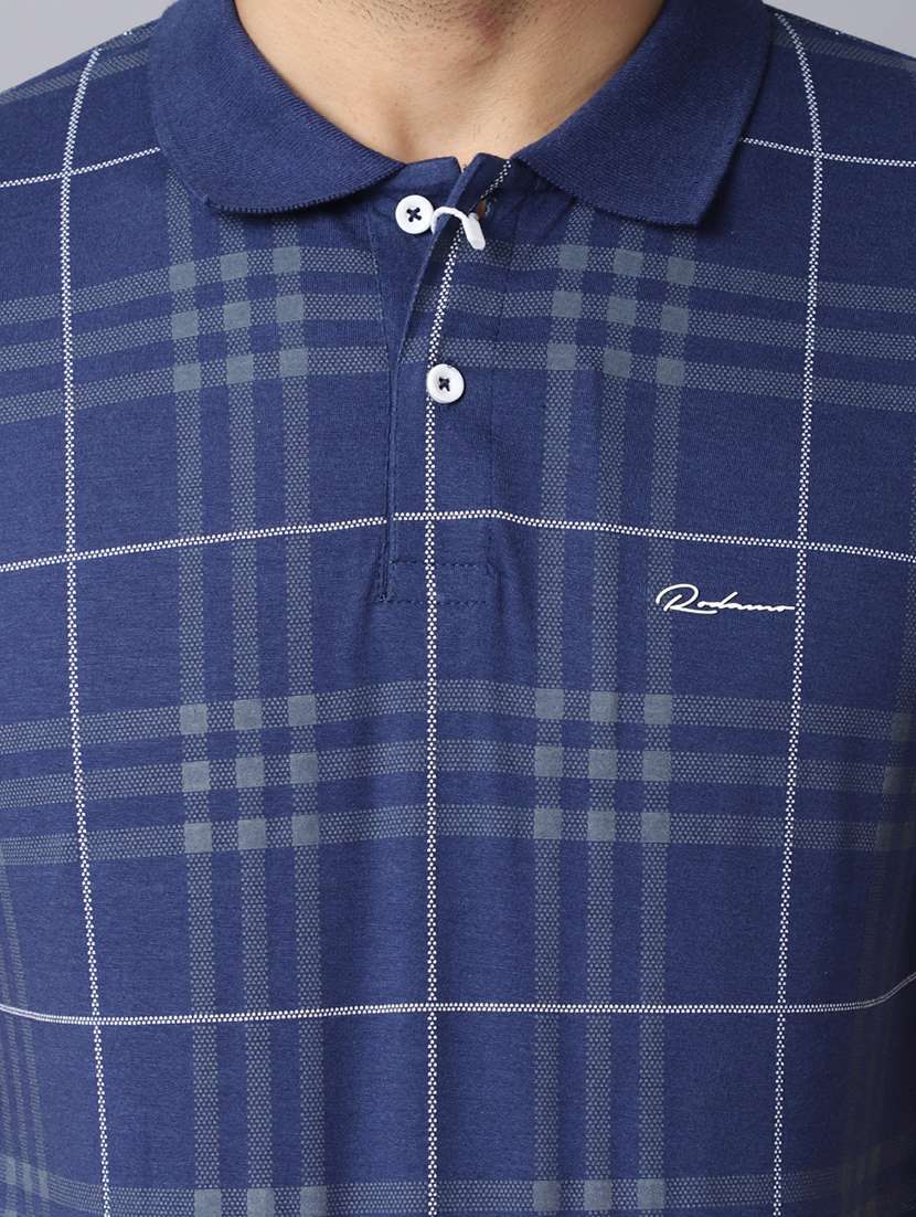 polo neck checks regular t-shirt  - 19656896 -  Standard Image - 4