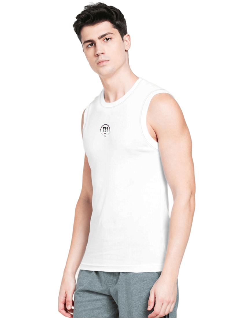 men round neck sleeveless vest - 19662162 - Standard Image - 1