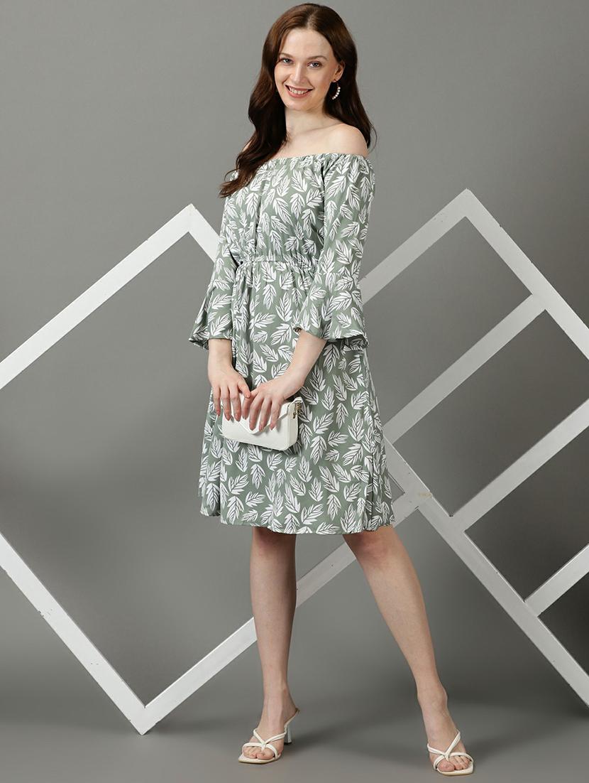 women's fit & flare leaf print dress - 19662530 - Standard Image - 4