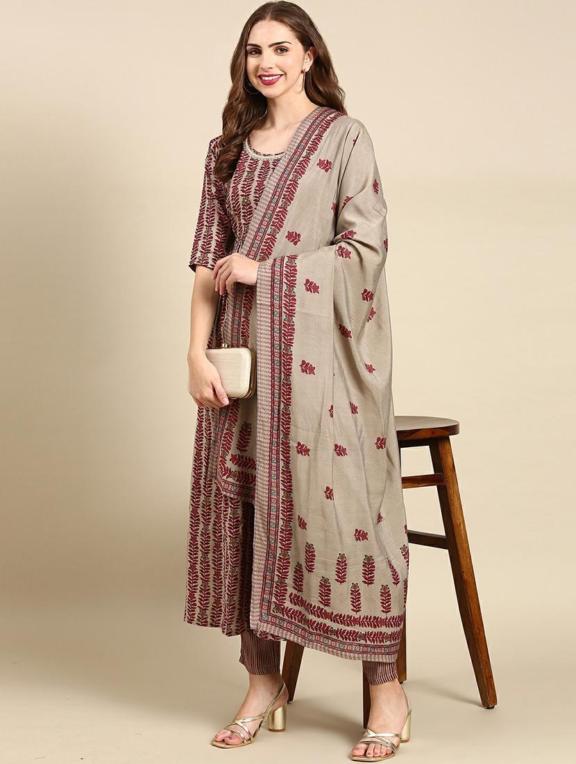 women printed round neck kurta pant set with dupatta - 19664964 - Standard Image - 4