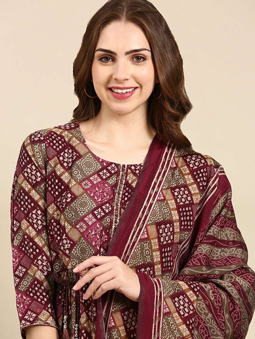 women printed round neck kurta pant set with dupatta - 19664971 - Standard Image - 1