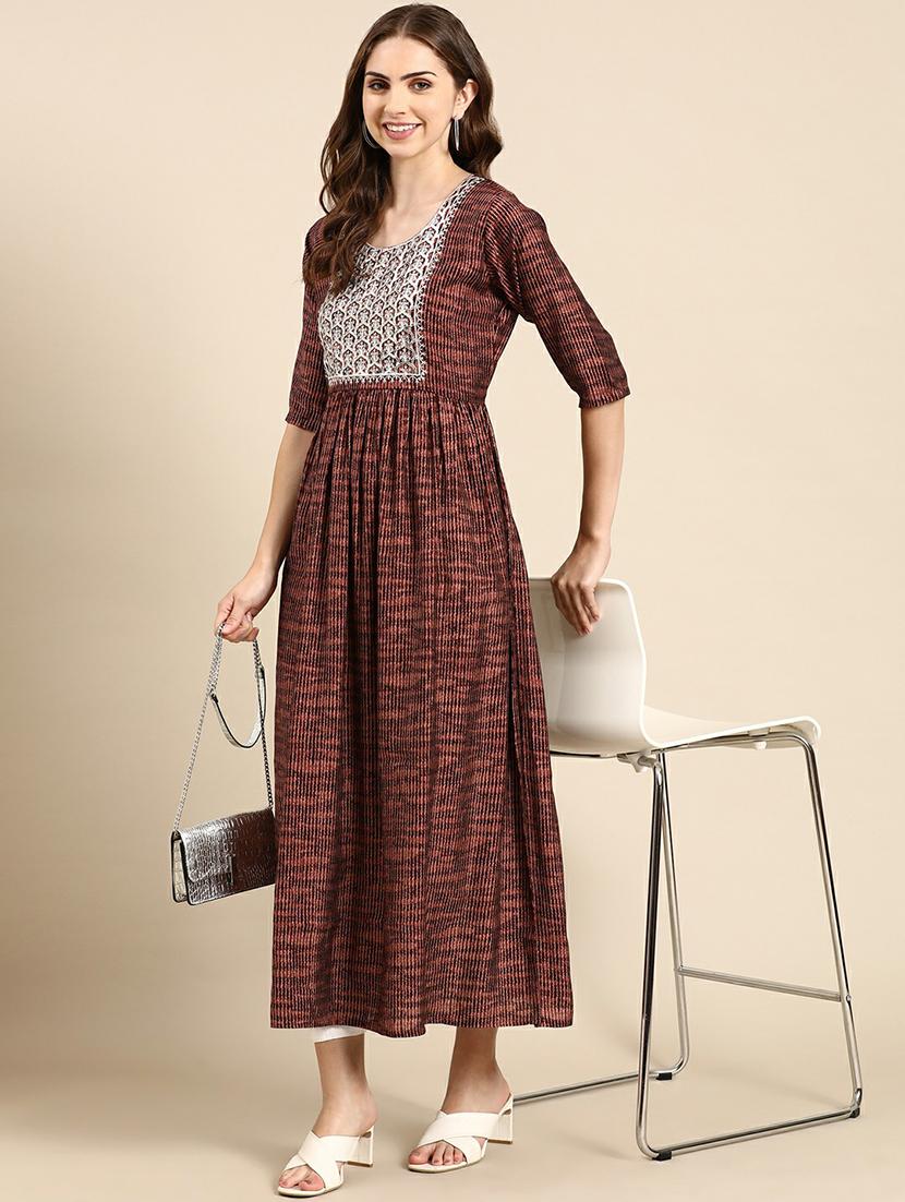 women's straight kurta - 19665027 - Standard Image - 4