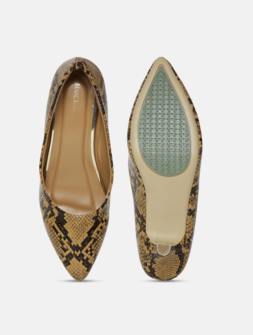 tan aniaml print slip on pump - 19666390 - Standard Image - 4