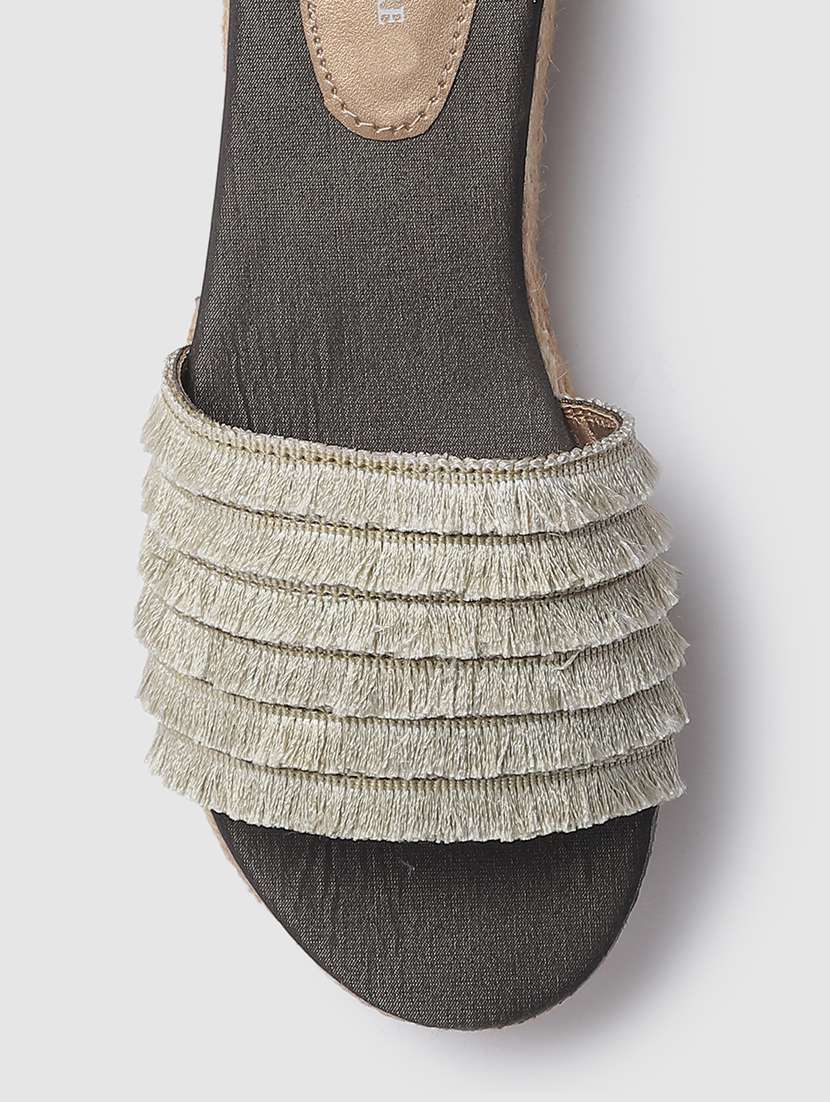 green slip on wedge - 19666439 -  Standard Image - 4