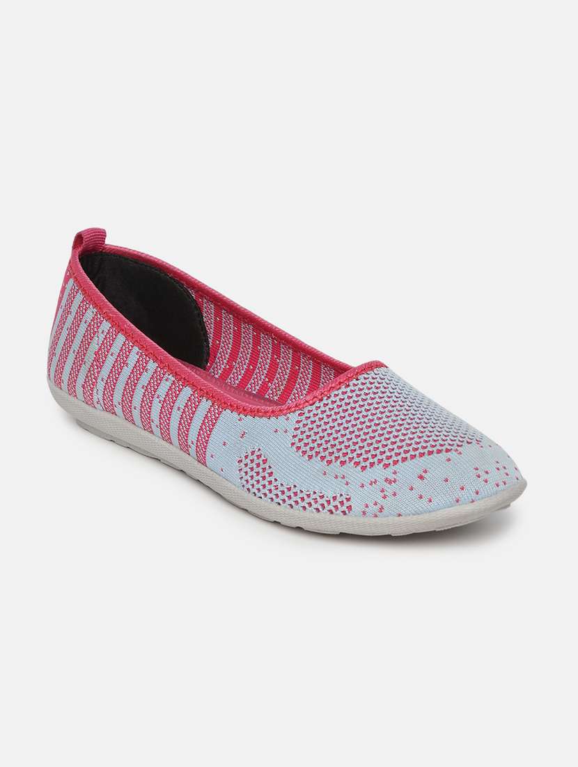 women slip on ballerina