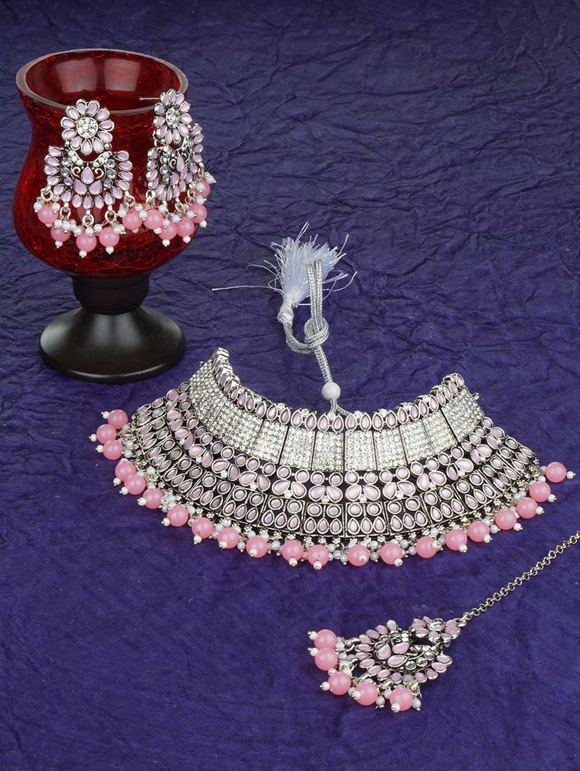 matushri art indian traditional necklace with earrings and maang tikka - 19668548 -  Standard Image - 1