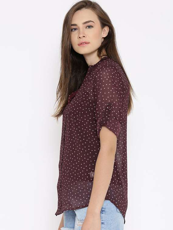 notch neck printed regular top - 19668986 -  Standard Image - 1