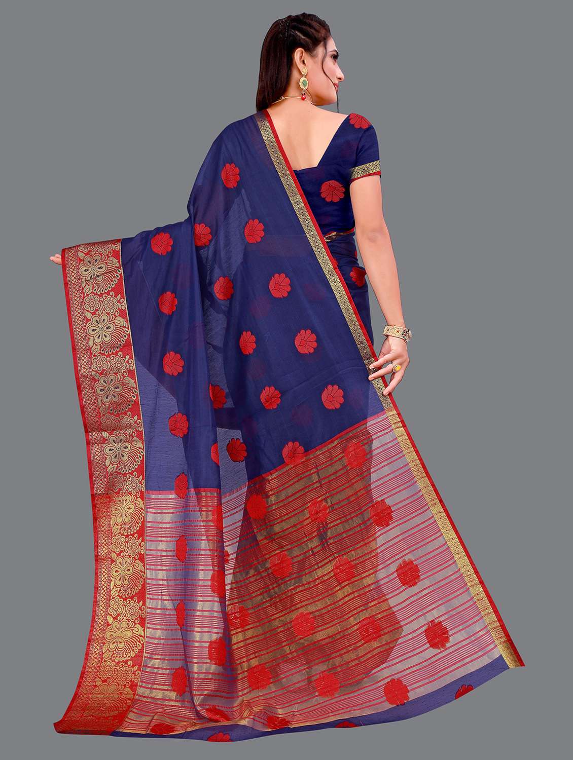 women's floral navy blue colored saree with blouse - 19672456 - Standard Image - 1