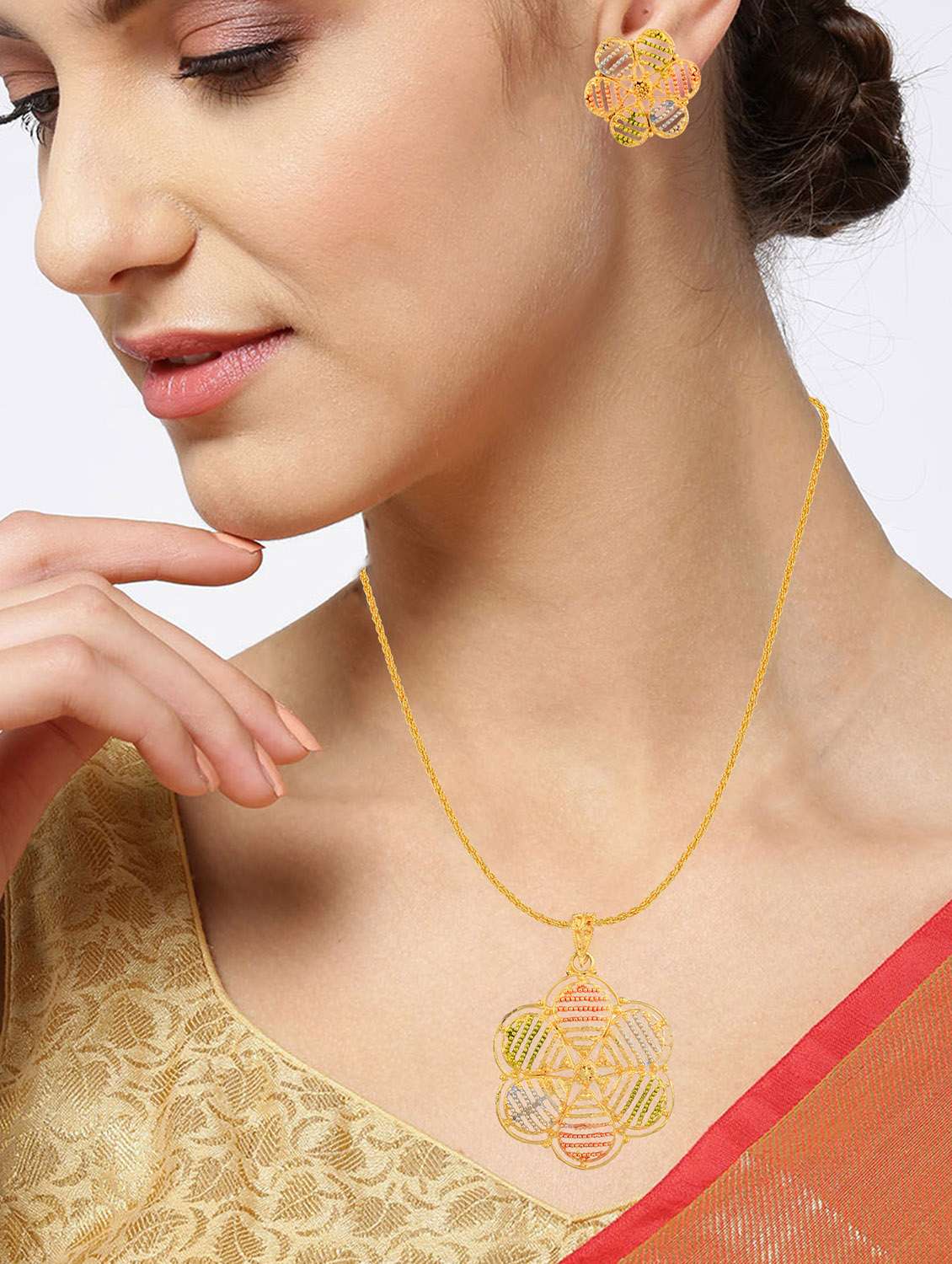 women's gold plated pendant - 19691030 -  Standard Image - 4