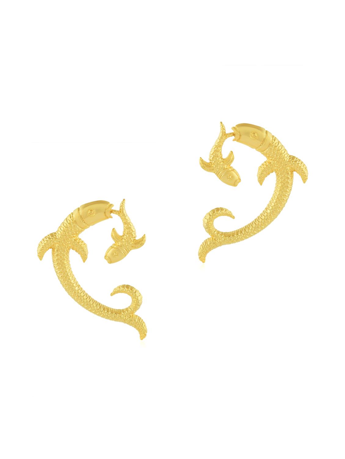  women gold plated earring - 19691422 -  Standard Image - 1