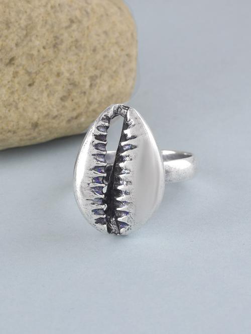 men silver plated finger ring - 19691489 -  Standard Image - 0