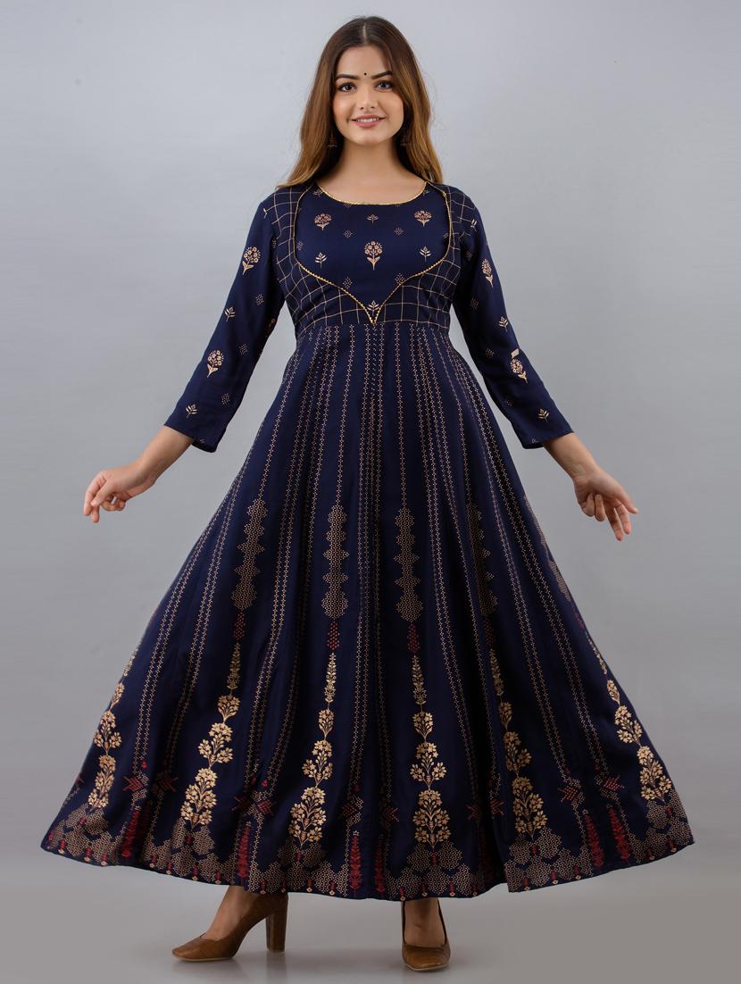 women boat neck printed flared kurta 
