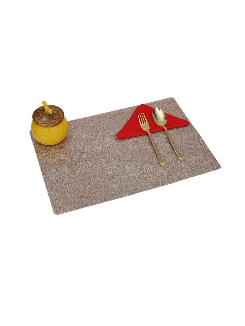 winner rectangular table placemats - 19695134 -  Standard Image - 1