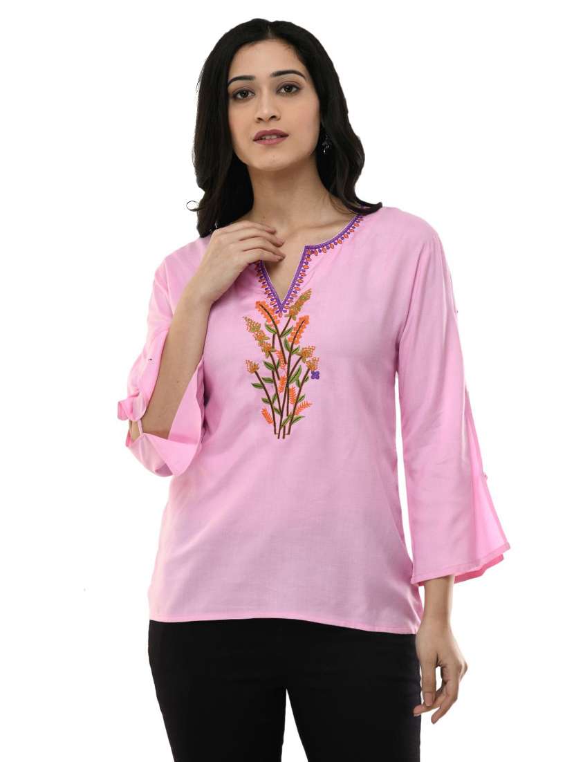 women's straight notch neck top