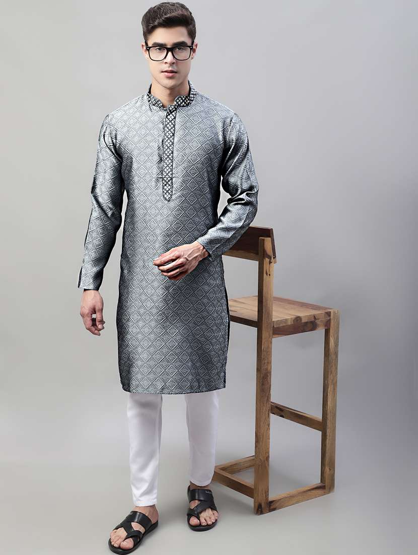 men mandarin collar embroidered kurta 