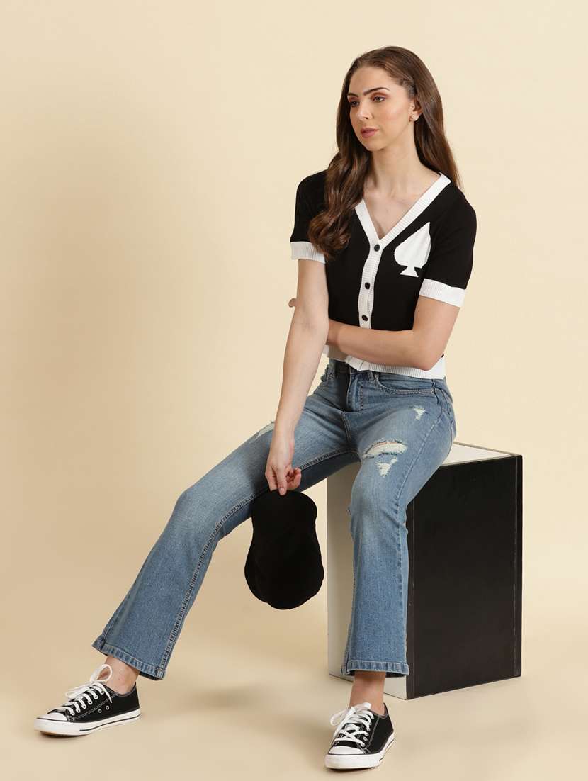 women's crop v neck top - 19699104 -  Standard Image - 4