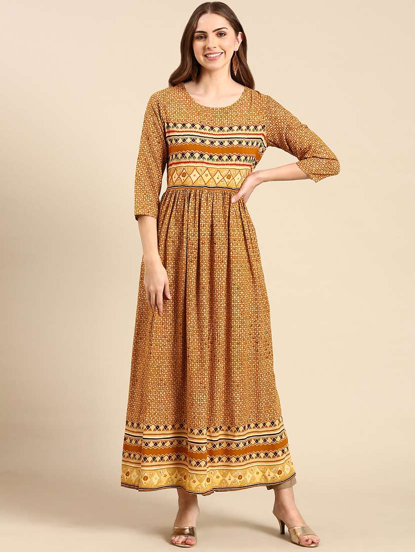 women's flared kurta