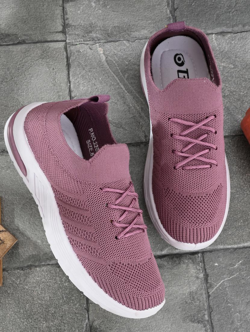 solid lace-up sports shoe - 19720893 - Zoom Image - 0