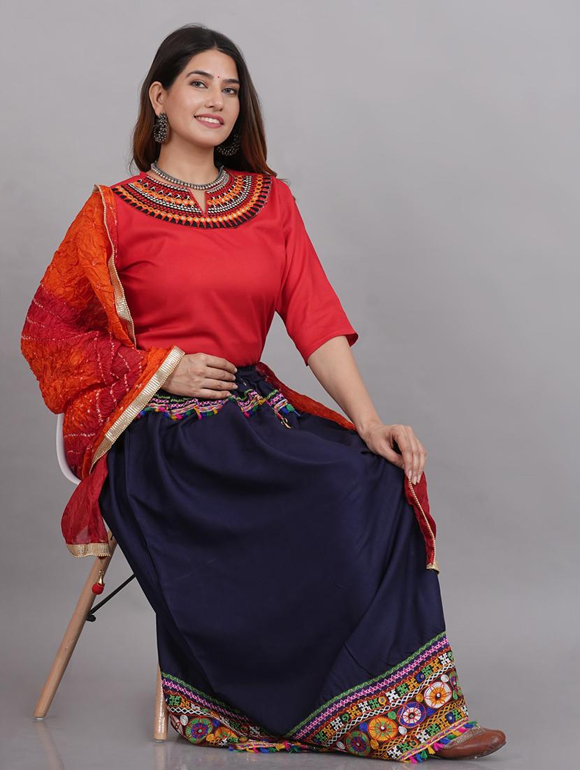 embroidered skirt top set - 19723911 - Standard Image - 4